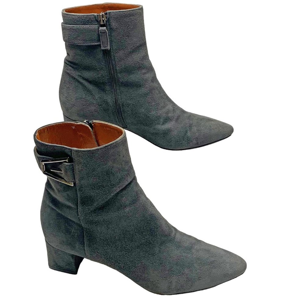 AQUATALIA by Marvin K. Pina Gray Suede Zip Booties
